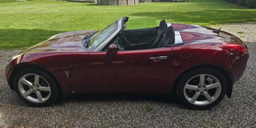 2009 Pontiac Solstice Base