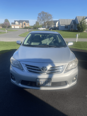 Silver 2013 Toyota Corolla LE