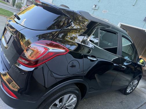 Black 2018 Buick Encore Preferred