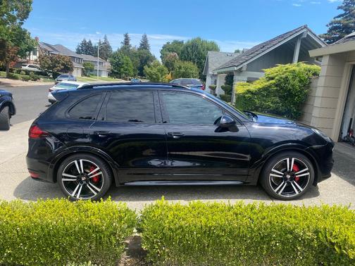 Black 2013 Porsche Cayenne Cayenne GTS