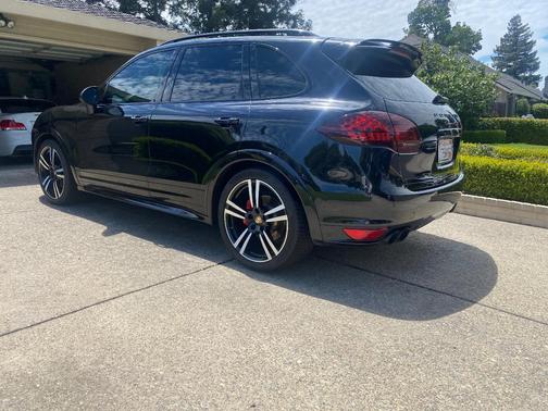 Black 2013 Porsche Cayenne Cayenne GTS