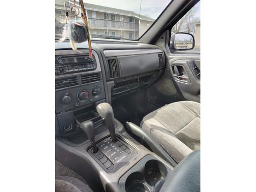 2001 Jeep Grand Cherokee Laredo