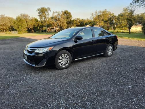 2013 Toyota Camry LE