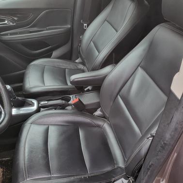Photo 1 of 6 of 2014 Buick Encore Leather