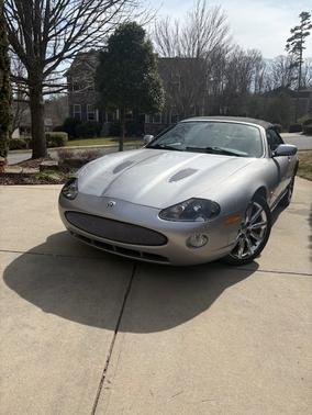 2006 Jaguar XKR Base