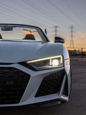 Gray 2022 Audi R8 5.2 V10 performance