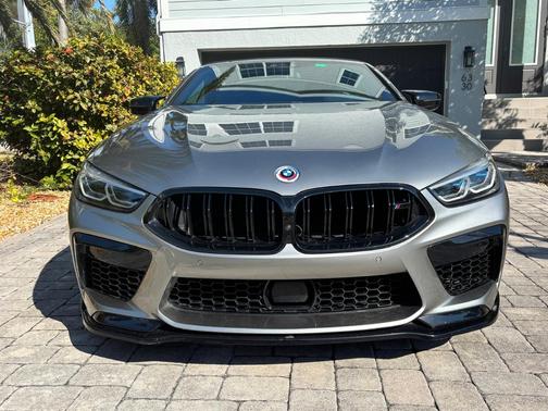 2022 BMW M8 Competition