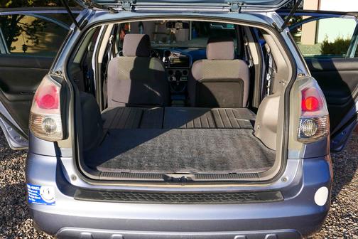 2005 Toyota Matrix Base