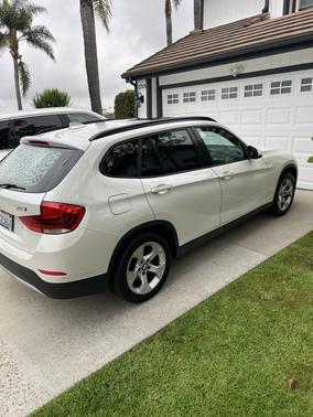 White 2013 BMW X1 sDrive28i