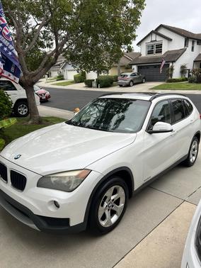White 2013 BMW X1 sDrive28i