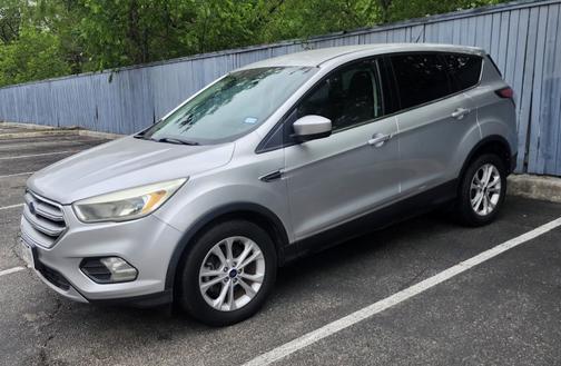 Gray 2017 Ford Escape SE
