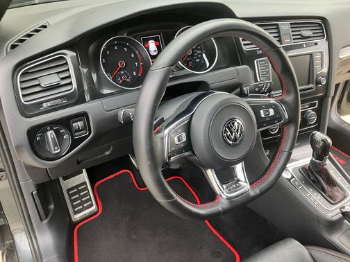 2017 Volkswagen Golf GTI Autobahn 4-Door