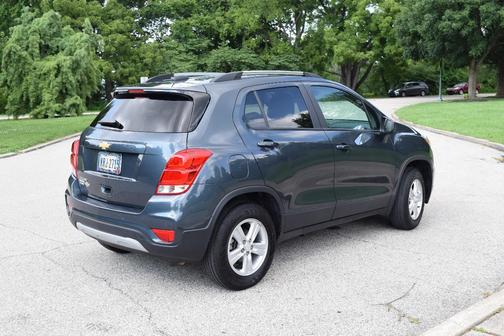Gray 2022 Chevrolet Trax LT