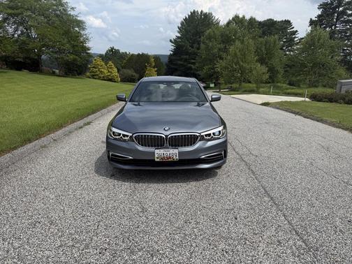 Gray 2019 BMW 530e xDrive iPerformance