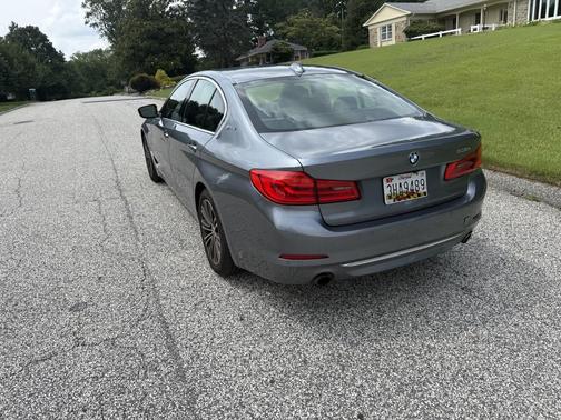 Gray 2019 BMW 530e xDrive iPerformance