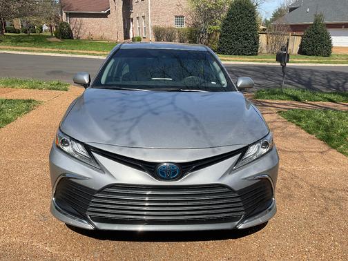 2023 Toyota Camry Hybrid XLE
