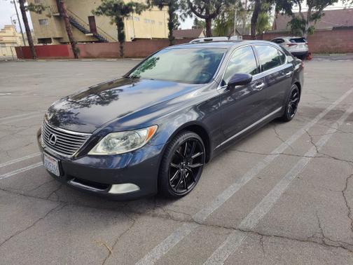 Gray 2007 Lexus LS 460 Base