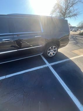 2019 Cadillac Escalade ESV Luxury