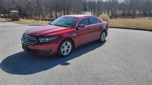2015 Ford Taurus SEL