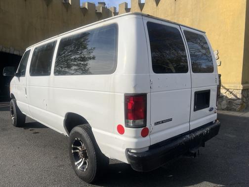 1997 Ford Club Wagon XL H/D