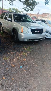 Black 2010 GMC Yukon XL 1500 SLT