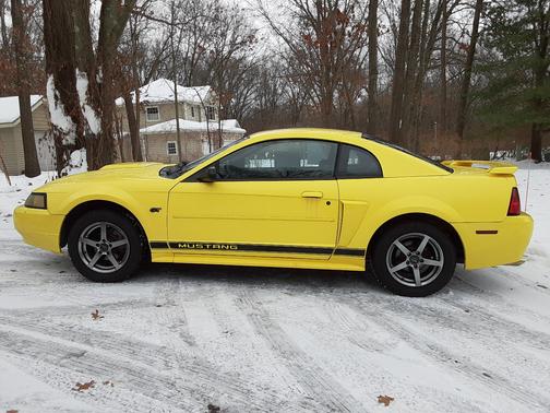 2003 Ford Mustang GT Premium
