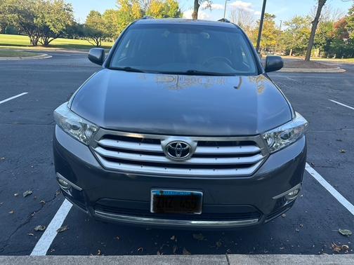 2012 Toyota Highlander SE