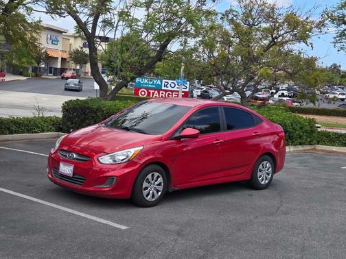 Red 2017 Hyundai Accent SE