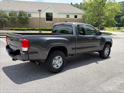 Gray 2017 Toyota Tacoma SR