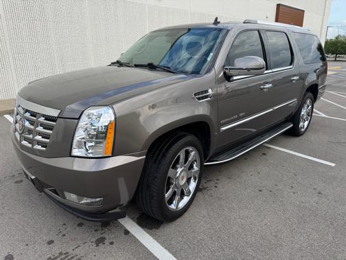 2014 Cadillac Escalade ESV Luxury
