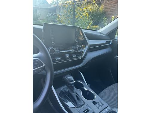 2022 Toyota Highlander L