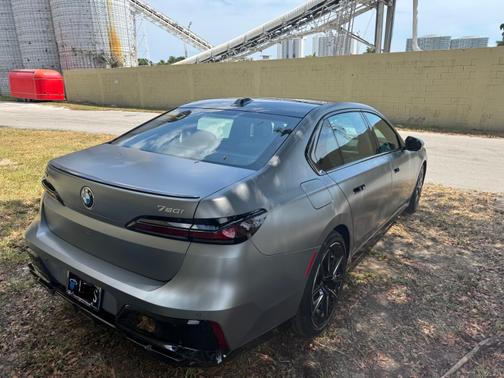 2024 BMW 760 i xDrive