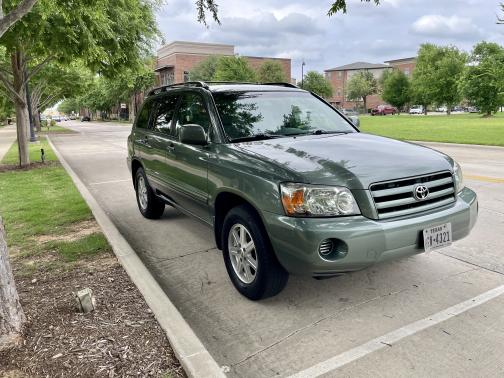 2005 Toyota Highlander Base