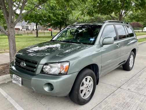 2005 Toyota Highlander Base