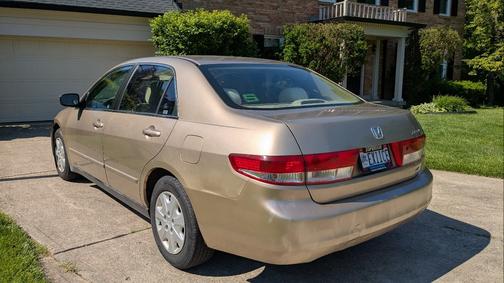 Gold 2003 Honda Accord LX