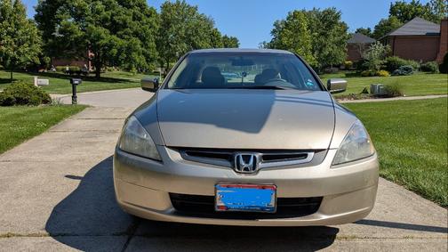 Gold 2003 Honda Accord LX