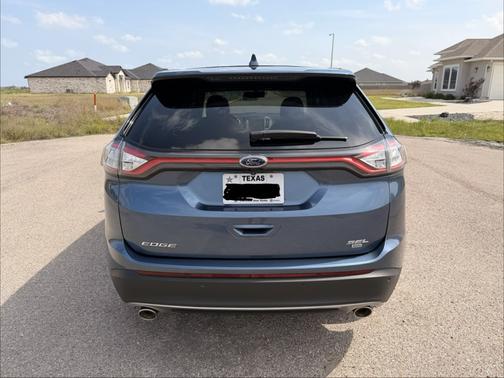 Blue 2018 Ford Edge SEL
