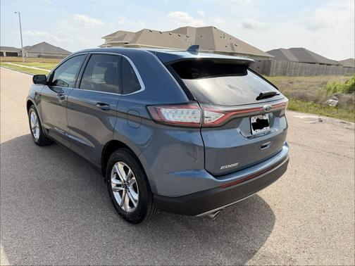 Blue 2018 Ford Edge SEL