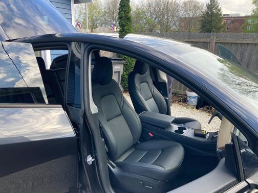 Gray 2024 Tesla Model Y Long Range