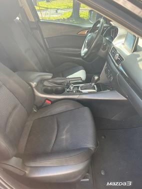 2015 Mazda Mazda3 i Touring