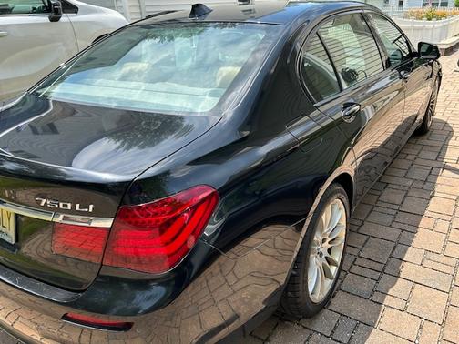 2013 BMW 750 Li xDrive