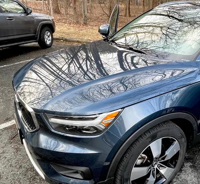 2021 Volvo XC40 T5 Momentum