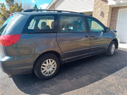 2008 Toyota Sienna CE