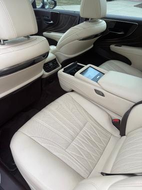 2018 Lexus LS 500 Base