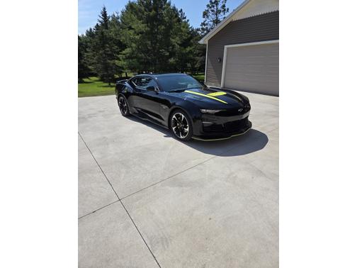 Black 2023 Chevrolet Camaro 2SS