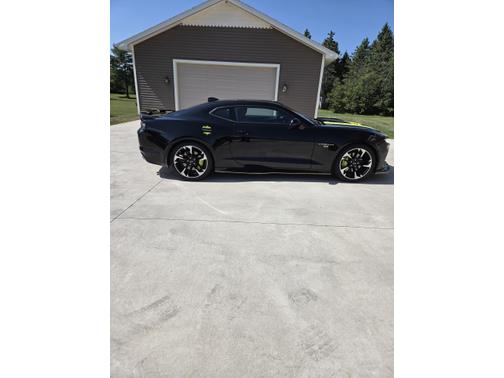 Black 2023 Chevrolet Camaro 2SS