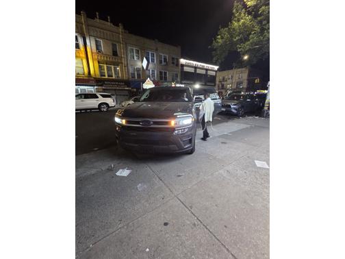 Green 2022 Ford Expedition XL