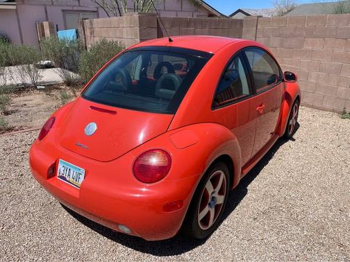 2002 Volkswagen New Beetle GLS 1.8T