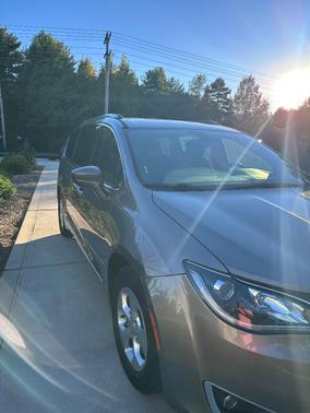 Silver 2018 Chrysler Pacifica Hybrid Touring L