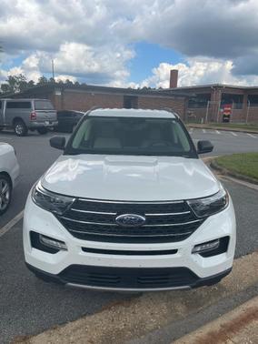 White 2020 Ford Explorer XLT